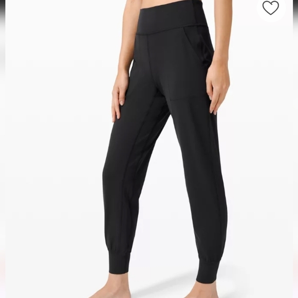 Lululemon Align High Waisted Joggers Black Size 2 Front Pockets - Picture 1 of 8